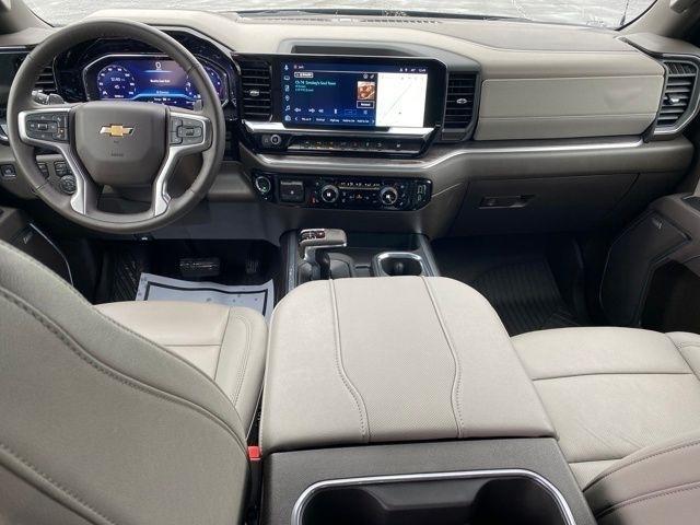 Chevrolet Silverado 1500 LTZ Crew Cab 4WD 2025