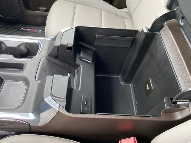 Chevrolet Silverado 1500 LTZ Crew Cab 4WD 2025