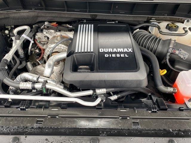 Chevrolet Silverado 1500 LTZ Crew Cab 4WD 2025