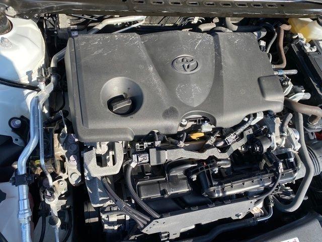 Toyota Camry SE 2023