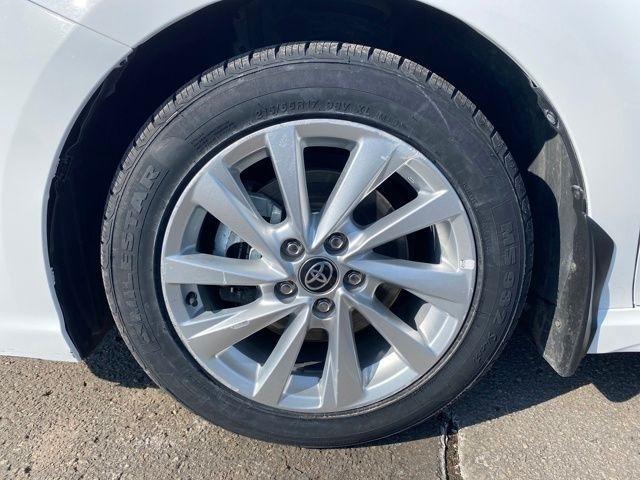 Toyota Camry SE 2023