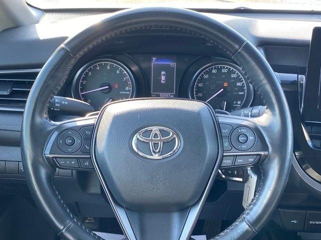 Toyota Camry SE 2023