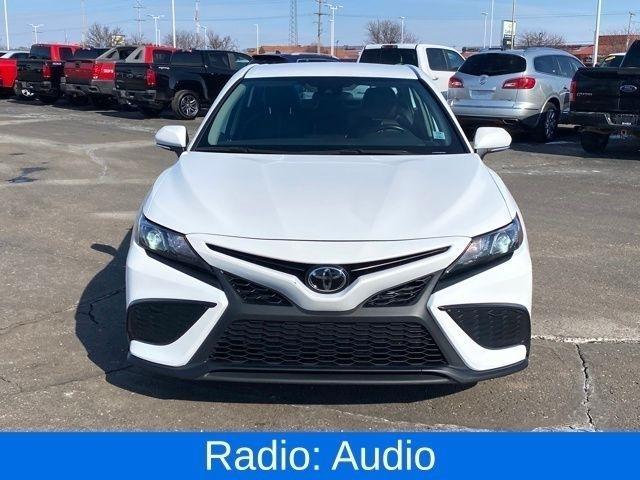 Toyota Camry SE 2023