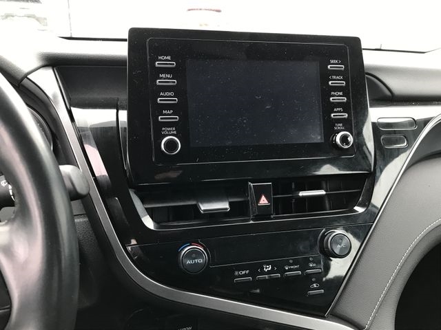 Toyota Camry SE 2023