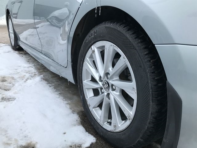 Toyota Camry SE 2023