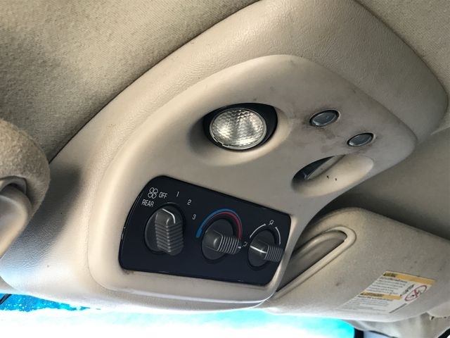 GMC Yukon XL 1500 4WD 2001