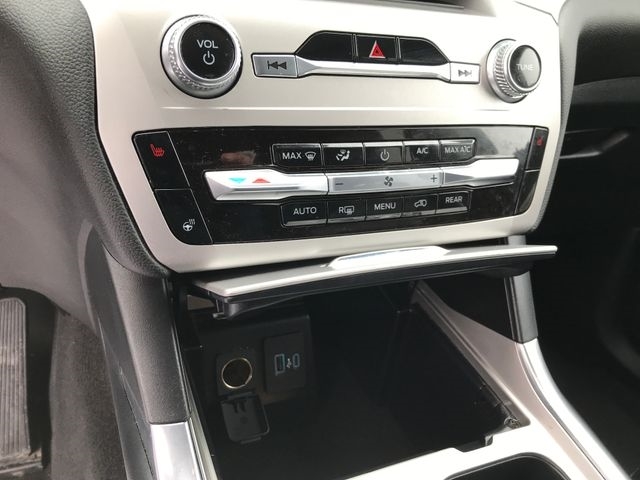 Ford Explorer XLT AWD 2022