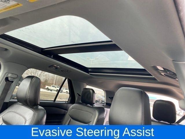 Ford Explorer XLT AWD 2022