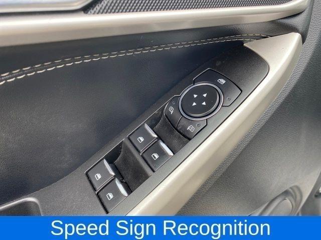 Ford Explorer XLT AWD 2022