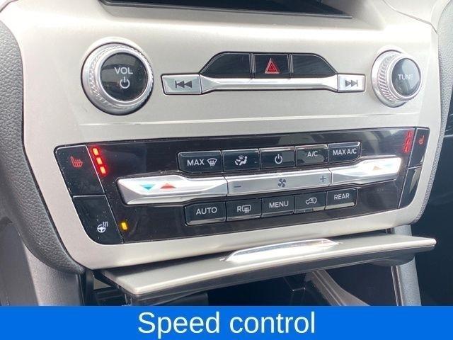 Ford Explorer XLT AWD 2022