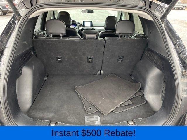 Ford Escape Titanium 4WD 2022