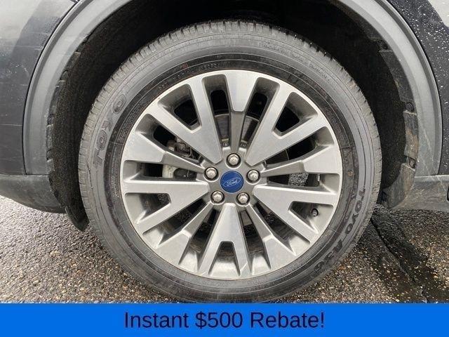 Ford Escape Titanium 4WD 2022