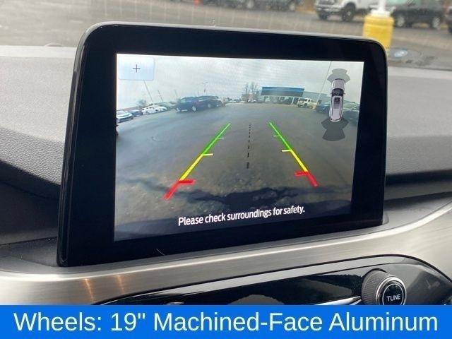 Ford Escape Titanium 4WD 2022