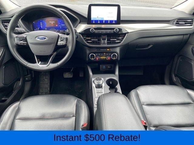 Ford Escape Titanium 4WD 2022