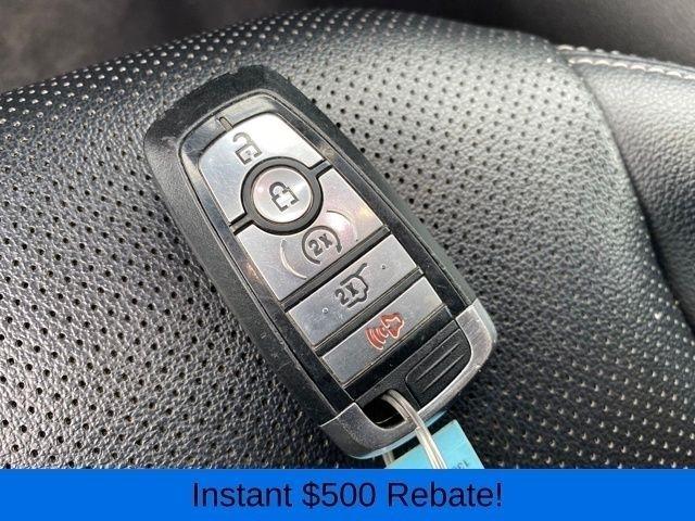 Ford Escape Titanium 4WD 2022