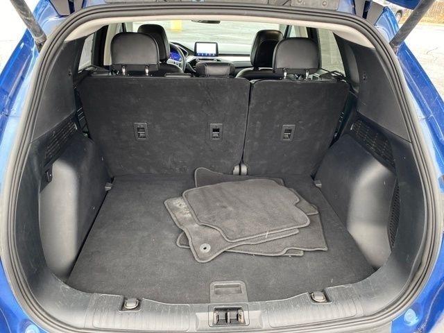 Ford Escape Titanium 4WD 2022