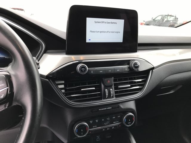 Ford Escape Titanium 4WD 2022