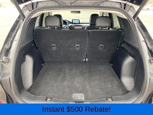 Ford Escape Titanium 4WD 2022