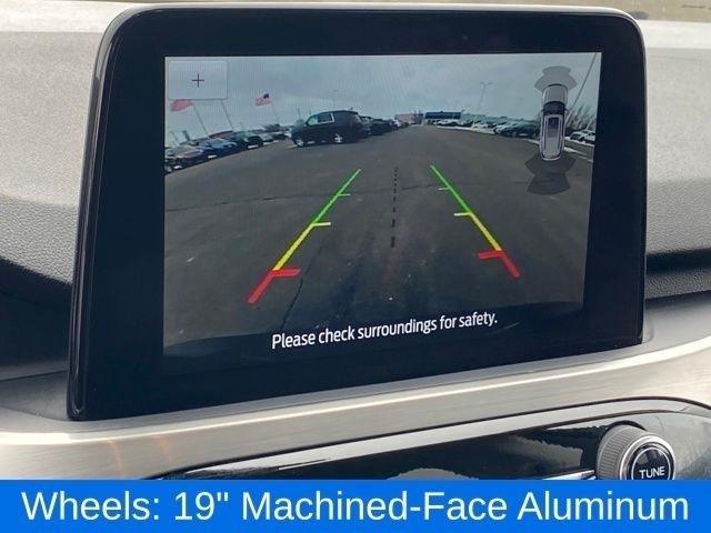 Ford Escape Titanium 4WD 2022