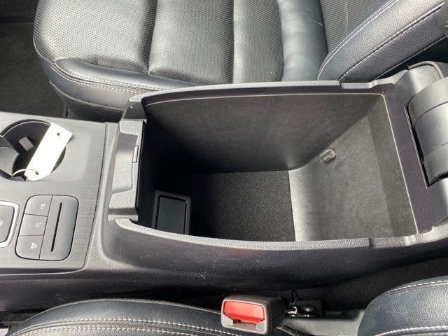 Ford Escape Titanium 4WD 2022