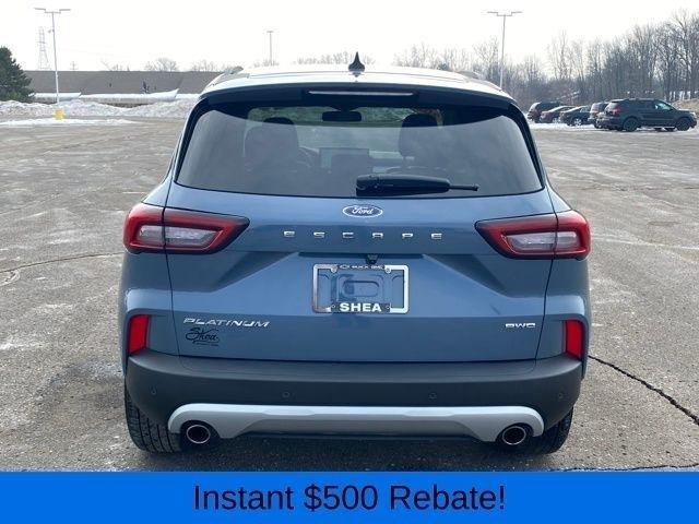 Ford Escape Platinum AWD 2023