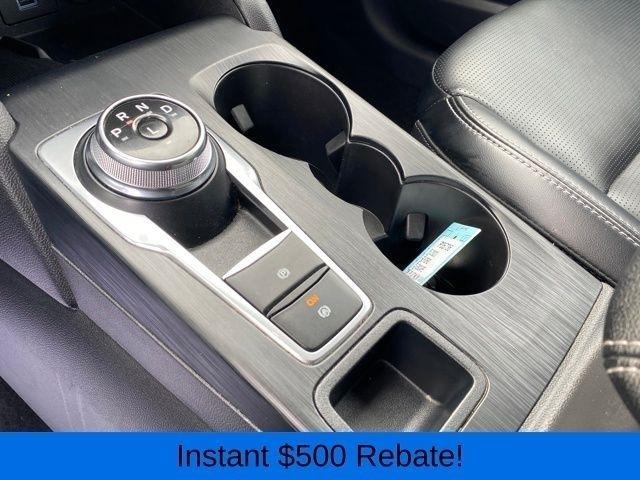 Ford Escape Platinum AWD 2023