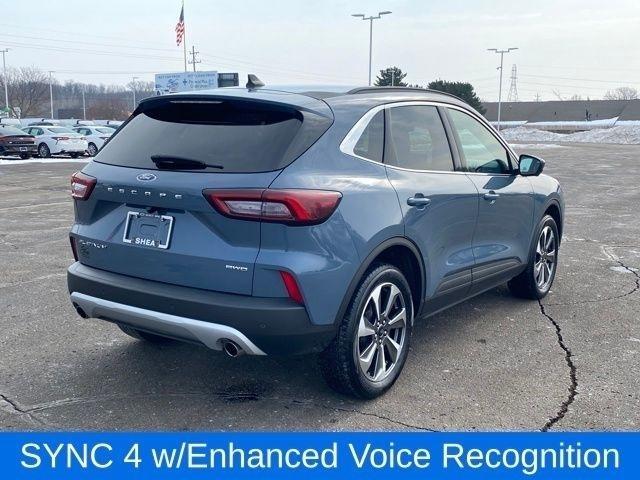 Ford Escape Platinum AWD 2023