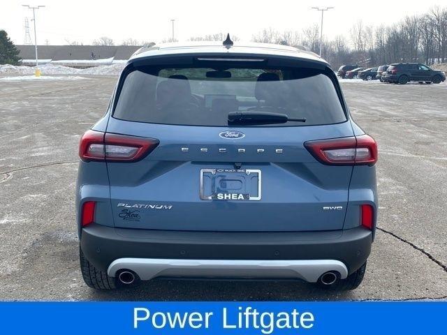 Ford Escape Platinum AWD 2023