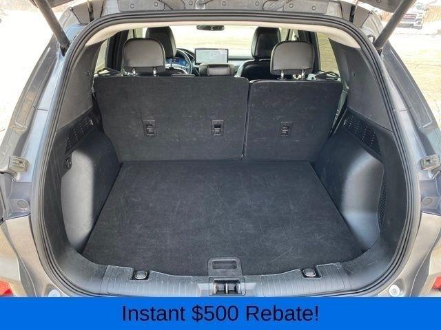 Ford Escape Platinum AWD 2023