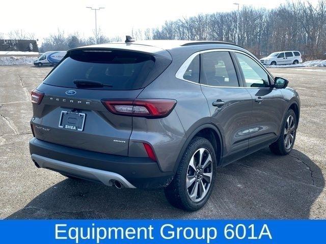 Ford Escape Platinum AWD 2023