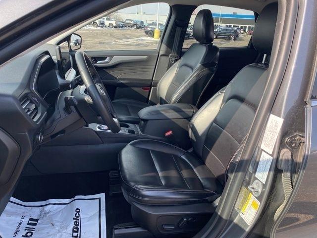 Ford Escape Platinum AWD 2023