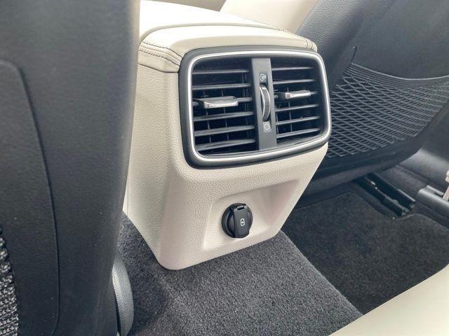 Genesis G70 2.0T 2020