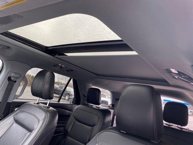 Ford Explorer XLT AWD 2022