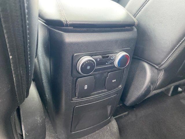 Ford Explorer XLT AWD 2022