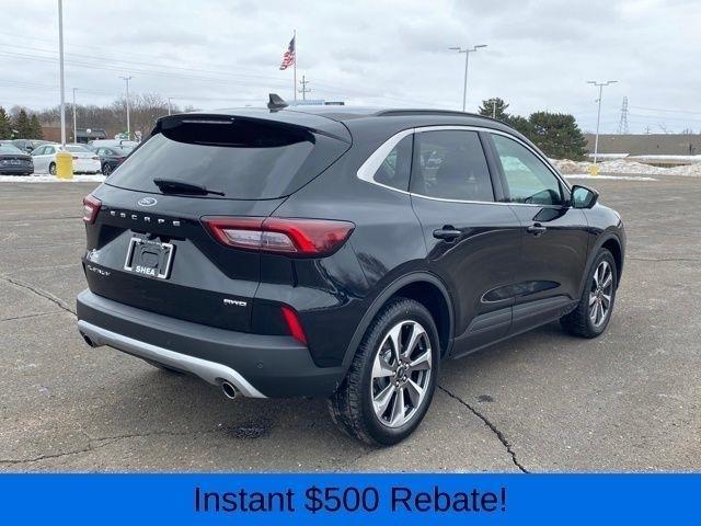 Ford Escape Platinum AWD 2023