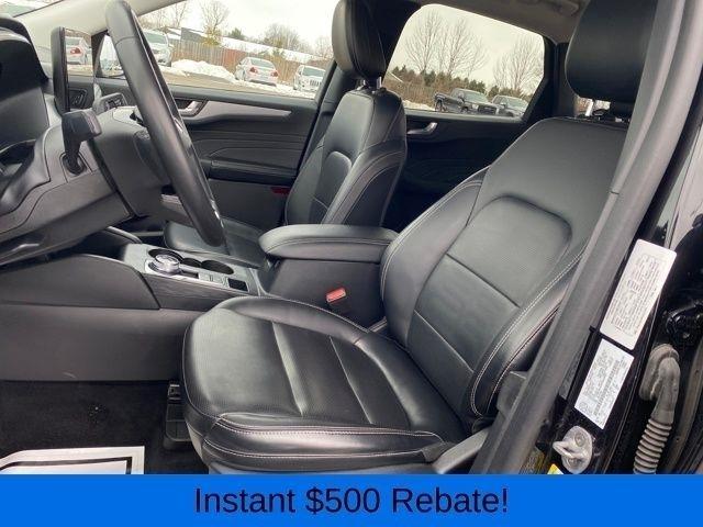 Ford Escape Platinum AWD 2023