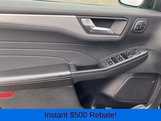 Ford Escape Platinum AWD 2023