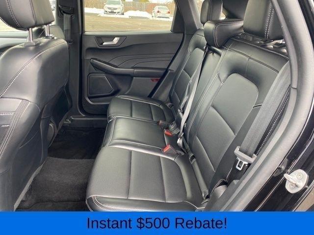 Ford Escape Platinum AWD 2023