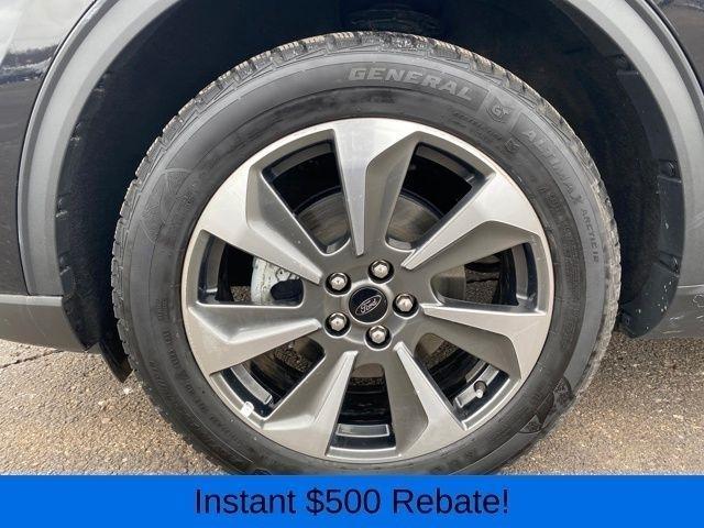 Ford Escape Platinum AWD 2023