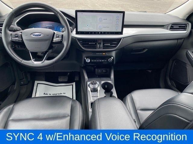 Ford Escape Platinum AWD 2023