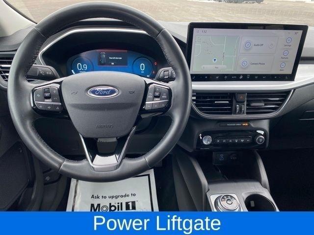 Ford Escape Platinum AWD 2023