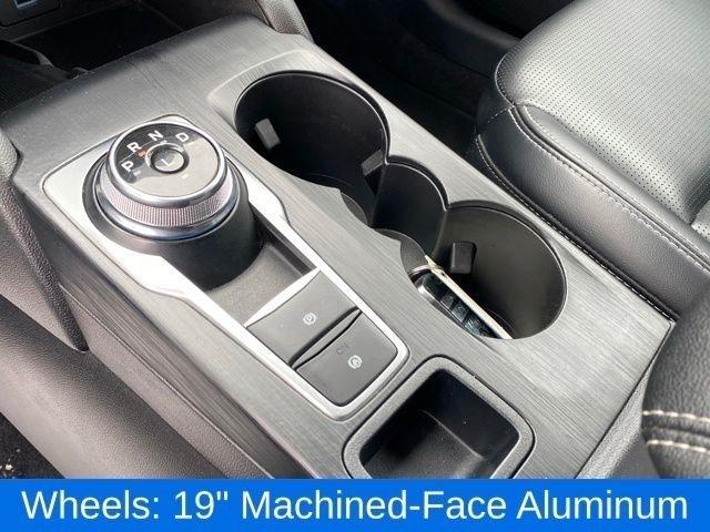 Ford Escape Platinum AWD 2023