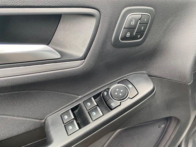 Ford Escape Platinum AWD 2023