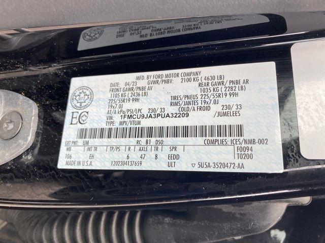 Ford Escape Platinum AWD 2023