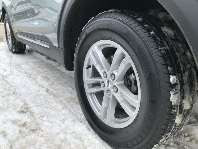 Ford Explorer XLT AWD 2023