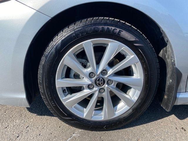 Toyota Camry SE 2023