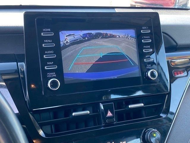 Toyota Camry SE 2023