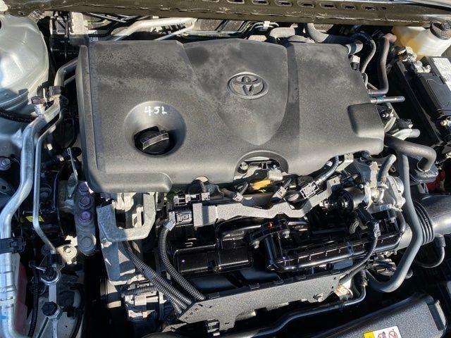 Toyota Camry SE 2023