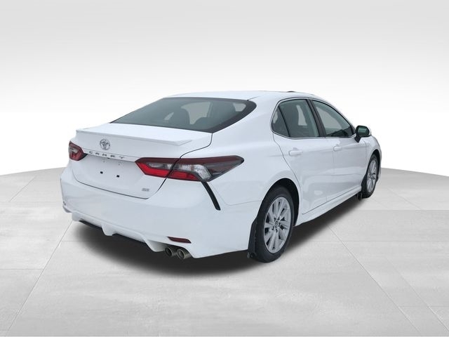 Toyota Camry SE 2023