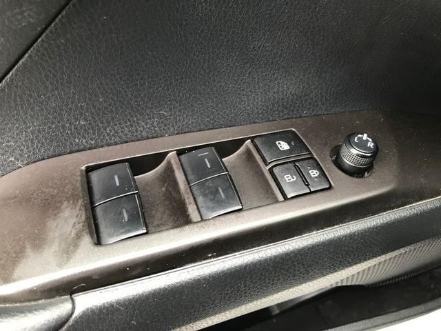 Toyota Camry SE 2023